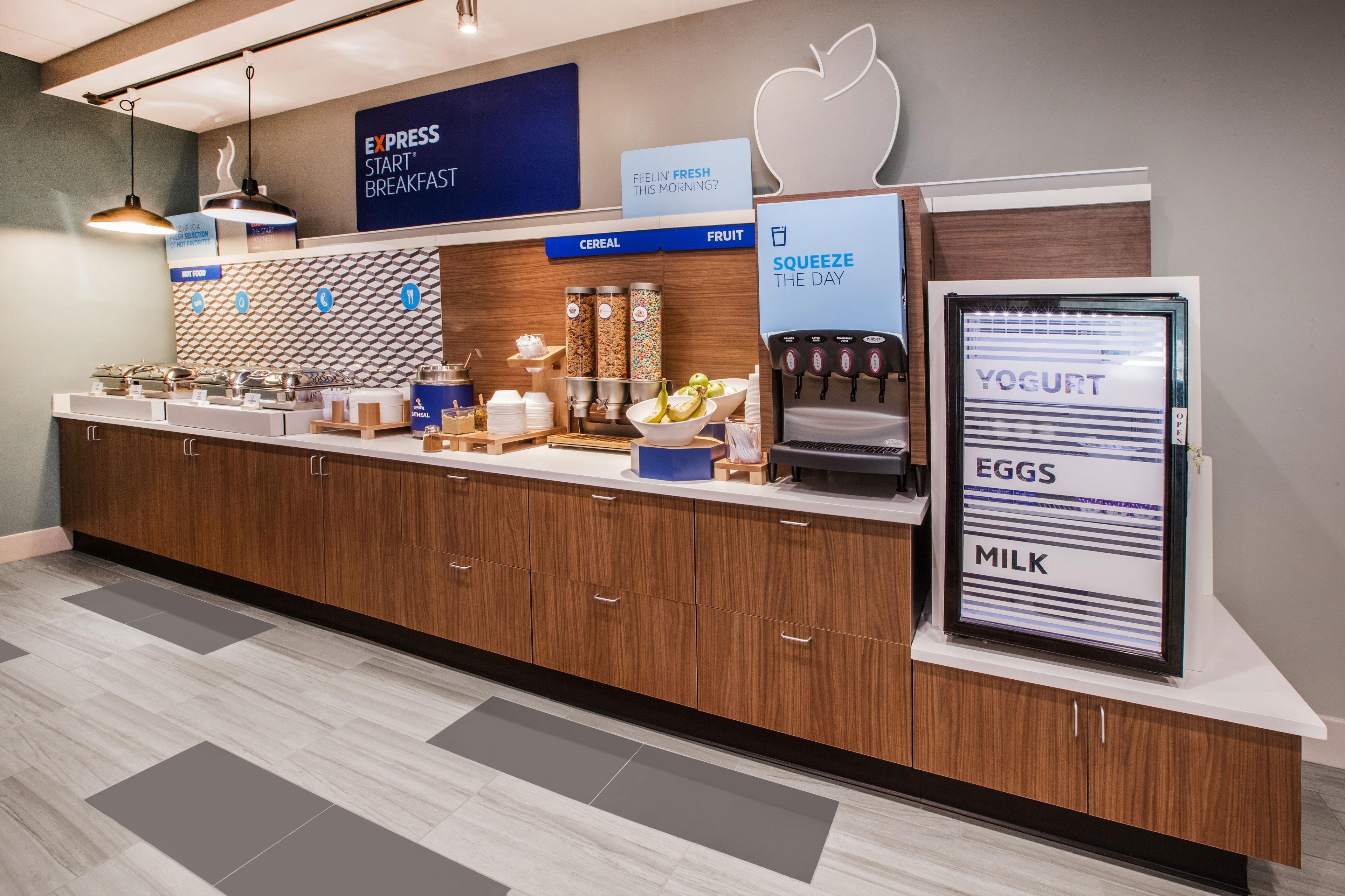 Holiday Inn Express Hotel & Suites Goldsboro - Base Area By Ihg Ngoại thất bức ảnh