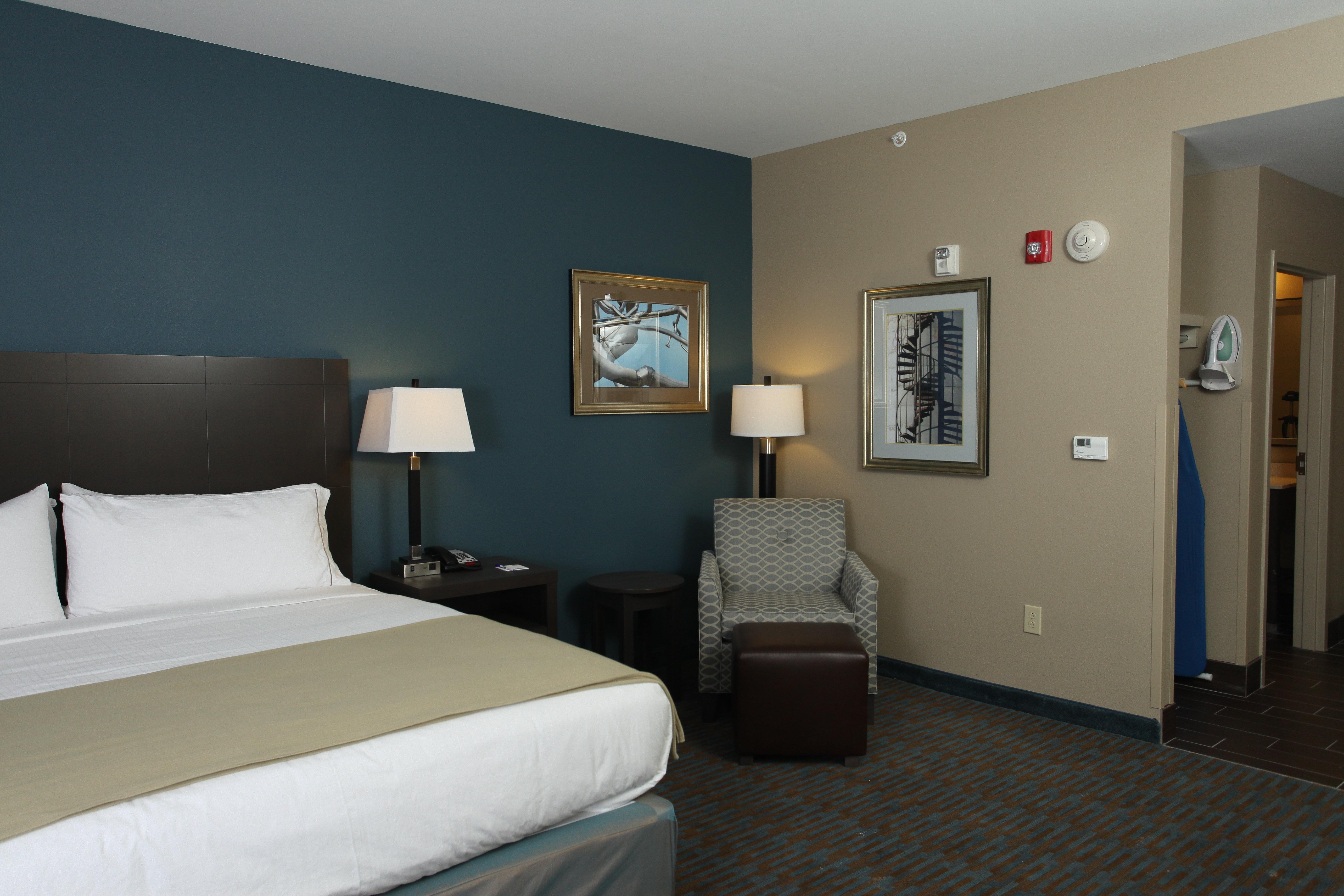 Holiday Inn Express Hotel & Suites Goldsboro - Base Area, An Ihg Hotel Ngoại thất bức ảnh
